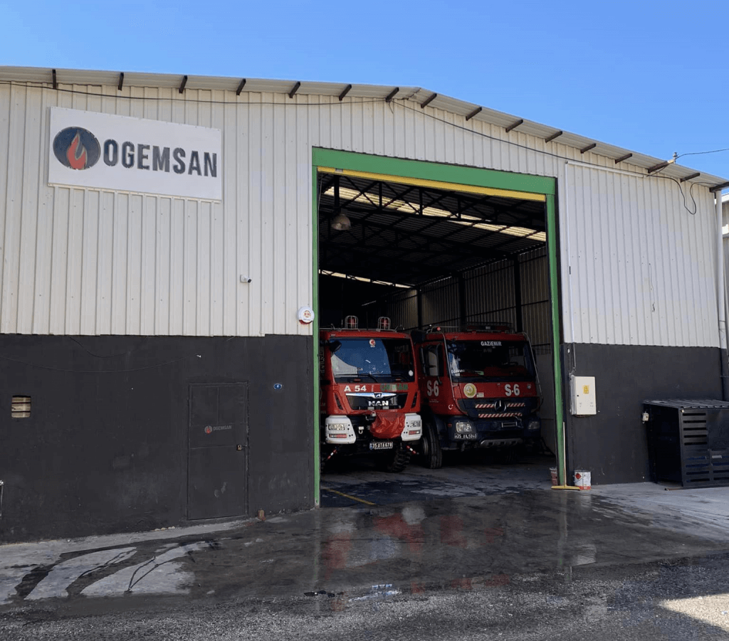 معلومات عنا